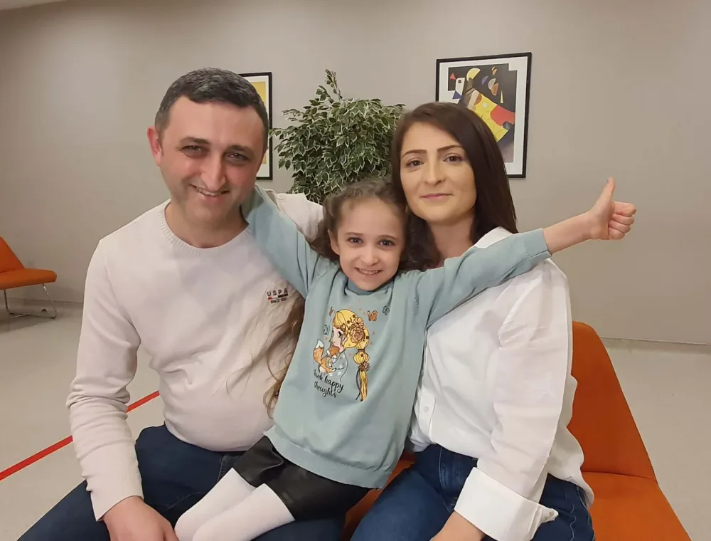Tibb tarixində MÖCÜZƏ: - 5 yaşlı uşağın ürəyini çıxarıb... - FOTO