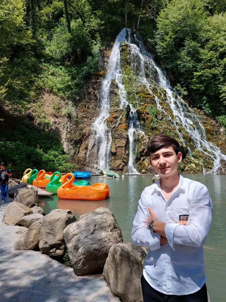 Məktəbin qarşısında öldürülən Raulun - FOTOSU