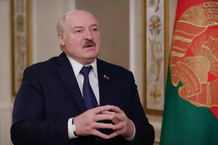 Lukaşenko Rusiyaya gəldi