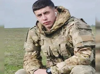 Müdafiə Nazirliyi şəhid hərbi qulluqçunun ailəsinə başsağlığı verib