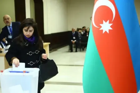 Bülletenlər dairə seçki komissiyalarına paylanılır