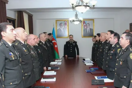 Azərbaycanda 44 hərbçi cəzalandırıldı