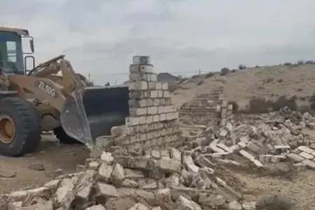 Bakıda qanunsuz tikili söküldü