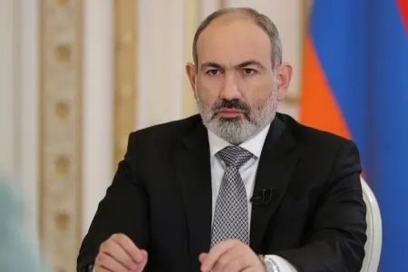 Paşinyan Qazaxıstana getdi