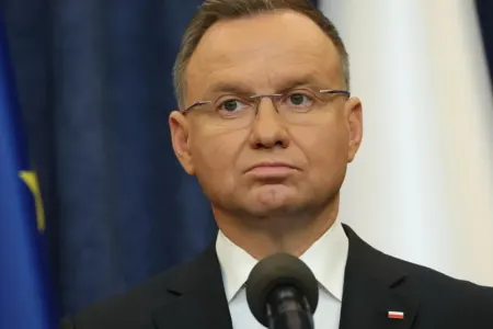 Ukraynanın Krımı qaytaracağına inanmıram- Duda