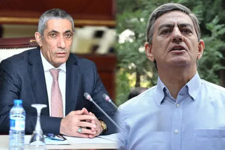 Siyavuş Novruzov Əli Kərimliyə: - Qırt toyuq kimi evdə oturur...