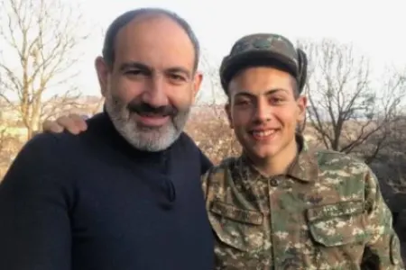 Paşinyanın oğluna növbəti "hücum" - — XALQ ETİRAZ ETDİ