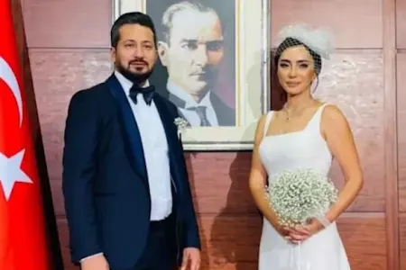 Türkiyəli müğənni Bakıdakı toyundan - DANIŞDI