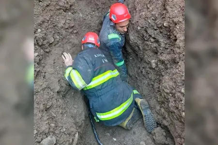 Füzulidə torpaq uçqunu oldu - VİDEO