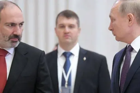 Rusiya Ermənistandan Putinlə bağlı - TƏMİNAT İSTƏDİ