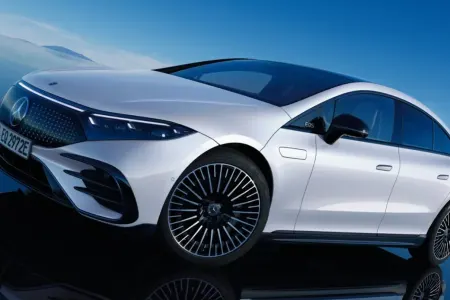 "Mercedes EQ" modellərində istifadə etdiyi dizayndan imtina edir!