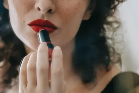 Azərbaycanda kişi arvadı ilə yatan qohumunu güllələdi - "Getcontact" xəyanətin üstünü açdı