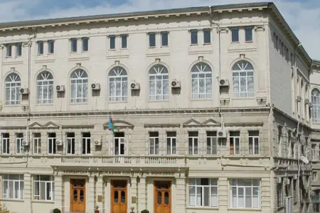 Prezident seçkiləri ilə əlaqədar iclas başladı