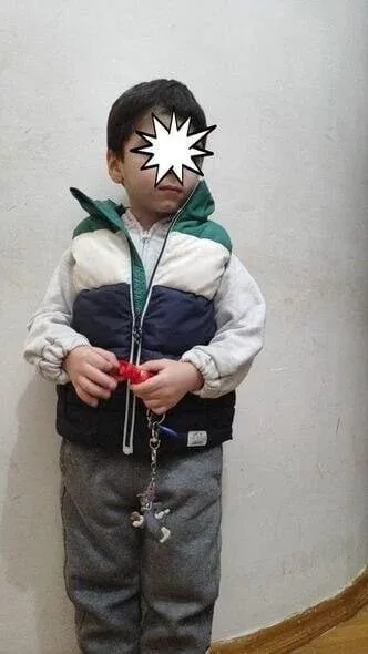 Bakıda ana 4 yaşlı uşağını gecə küçəyə atıb - FOTO