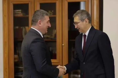 Tokayev Ermənistana səfər edəcək