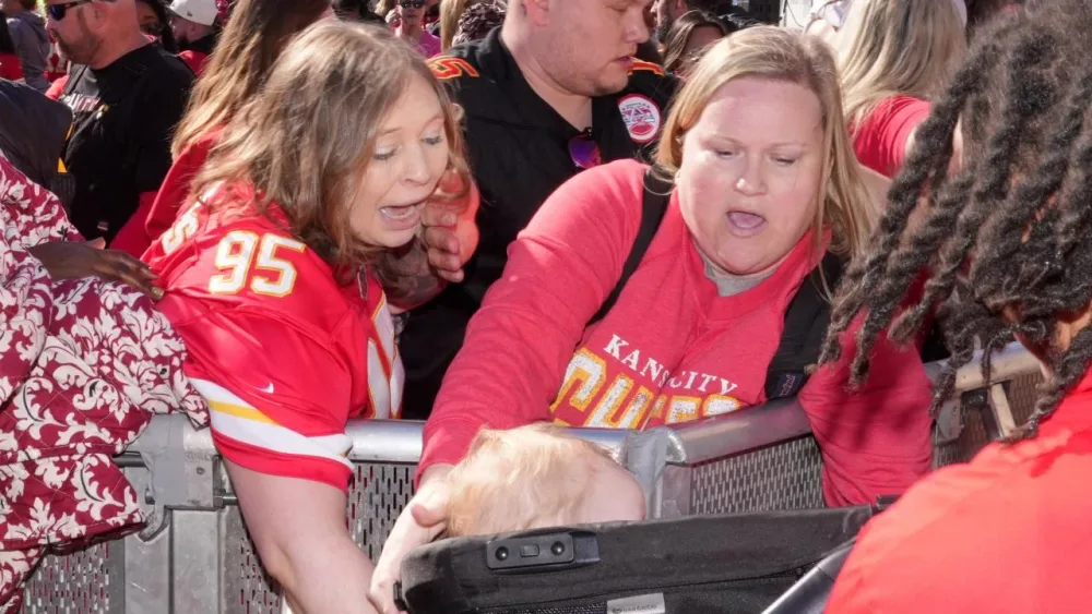 Super Bowl şənliyinə hücum: Ölən və yaralanlar var - FOTO