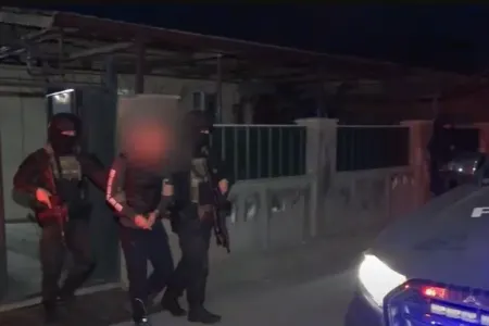 "Oğru dünyası" ilə əlaqəli 6 nəfər saxlanıldı