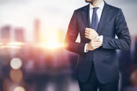 Qətldə şübhəli bilinən biznesmen axtarışa verildi