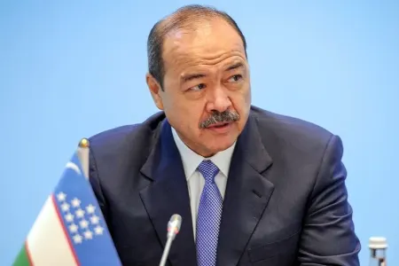 Özbəkistanın Baş naziri Əli Əsədovu təbrik etdi