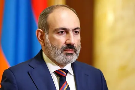 Paşinyan azərbaycanlı jurnalistin sualını cavablamaqdan yayındı - VİDEO