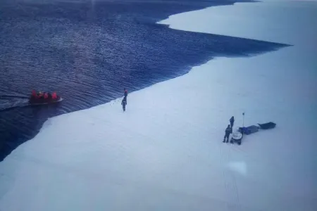Rusiyada dənizin donmuş hissəsi qopub