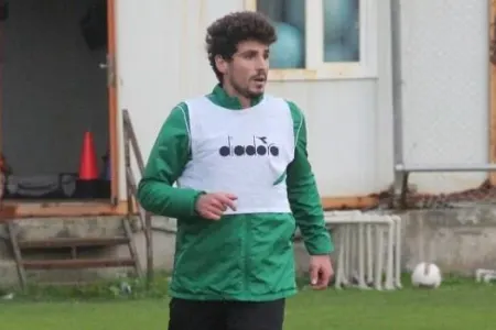 Türkiyəli futbolçu vəfat etdi