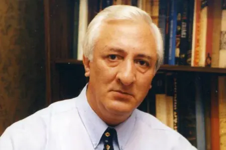 Vəfat etmiş bəstəkardan mahnı istəyən müğənni kimdir? - "Üzürlü sayın, mən ölmüşəm"