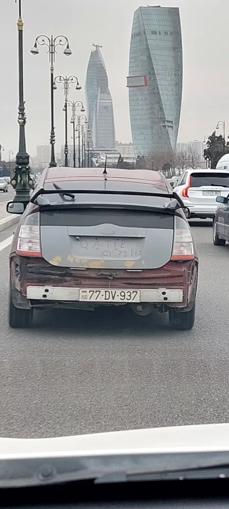 Paytaxtda insanları qorxuya salan “Prius” - “Qatil 78 leş”