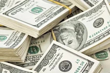 Bu ölkə elektron pul kisəsini ləğv edir!