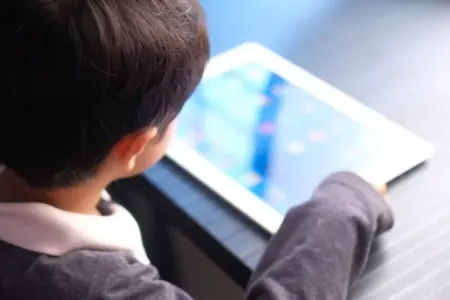 Texnologiya asılılığının uşaqlara təsiri