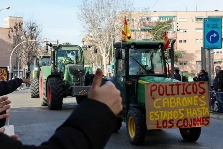 Fermerlərin səsi əks-səda verir
