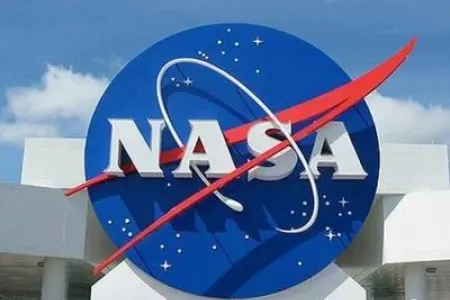 NASA-nın Aya endirdiyi kosmik gəmi aşıb