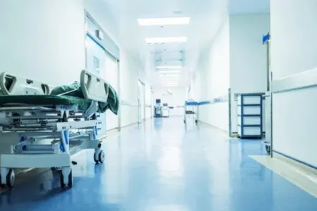 Məşhur prodüser reanimasiyaya yerləşdirildi - FOTO