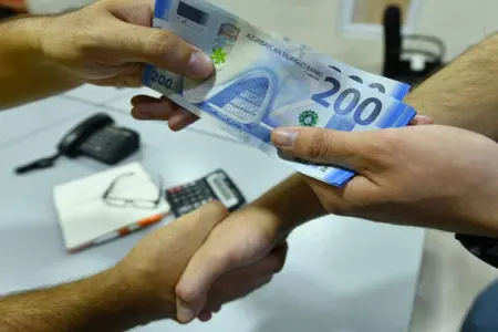 Rüşvət alan direktor işdən - QOVULDU