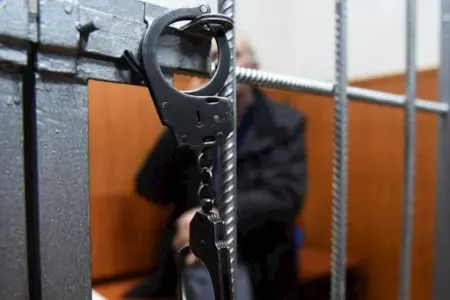 Sumqayıtda ata oğlunu - BALTALADI