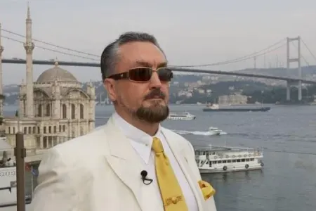 Adnan Oktar həbsxanada da rahat durmadı - Qadın vəkillərlə...