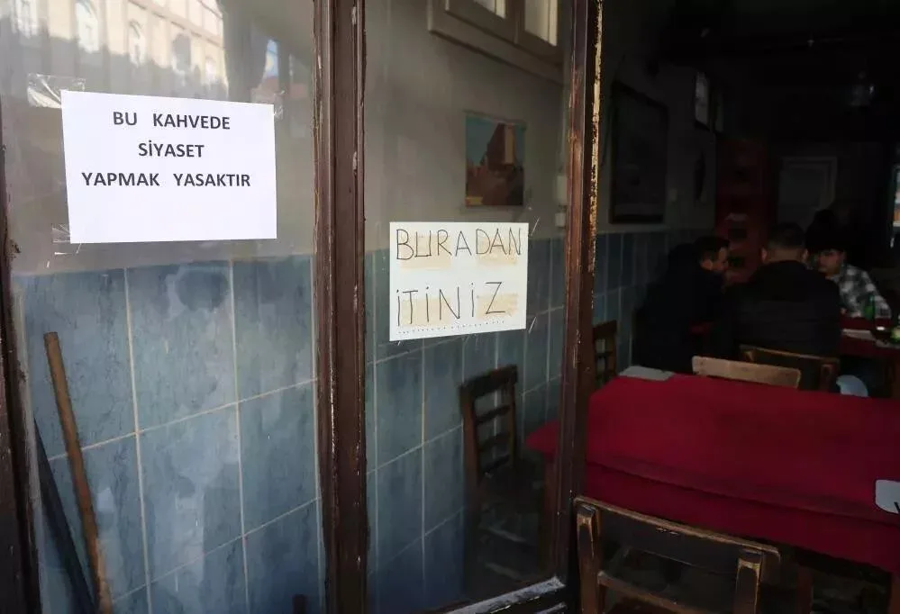 Bu çayxanada siyasətdən danışmaq qadağan edildi - FOTO