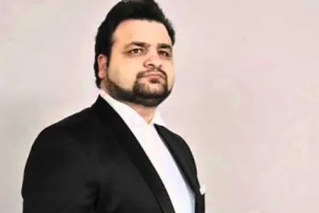 "Əməkdar artist" kimi təqdim etdilər, - əsəbiləşib səhnəyə...