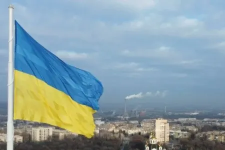 Ukrayna nazirliklərin sayı azaldır