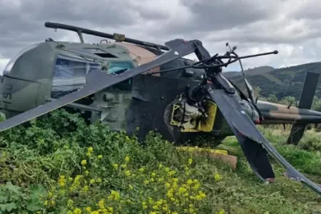 Hərbi helikopter İzmirə məcburi eniş etdi