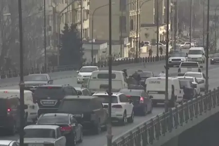 Bakıda körpüdə qəza