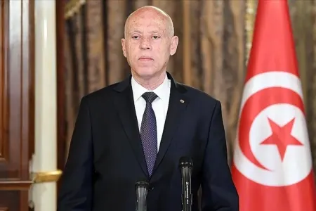 Tunis Prezidenti İlham Əliyevi təbrik etdi