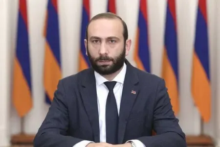 "Rusiya sərhədçilərinə ehtiyacımız yoxdur" - Mirzoyan