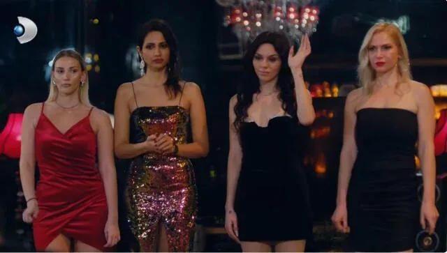 4 qadınla bağlı səhnə müzakirələrə səbəb oldu - FOTO