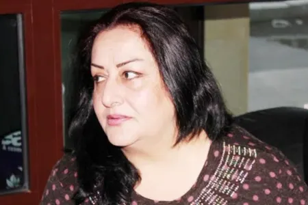 Tanınmış aktrisanı əsəbləşdirən - BAYAĞILIQ