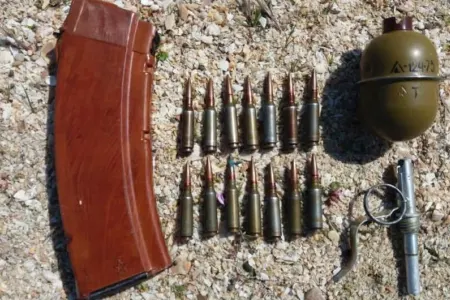 Bakıda avtomat və əl qumbaraları tapıldı