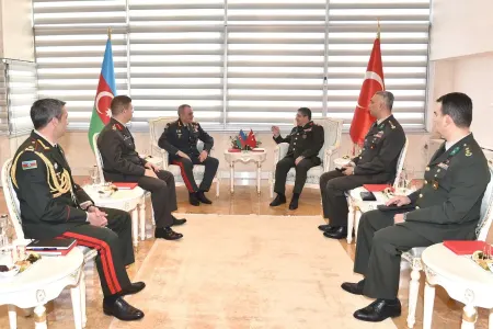 Hikmət Mirzəyev Səlcuq Bayraktaroğlu ilə görüşüb - FOTO