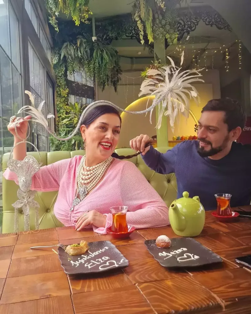 Elzanın kürəkəni görün nə etdi