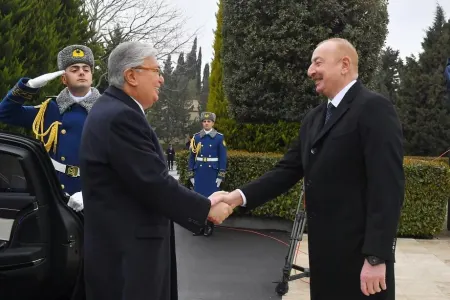 Tokayevin rəsmi qarşılanma mərasimi olub - FOTO