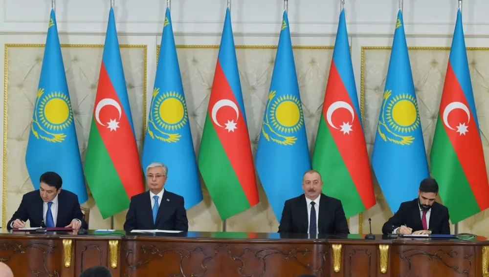 Azərbaycan-Qazaxıstan sənədlərinin imzalanması mərasimi oldu - FOTOLAR